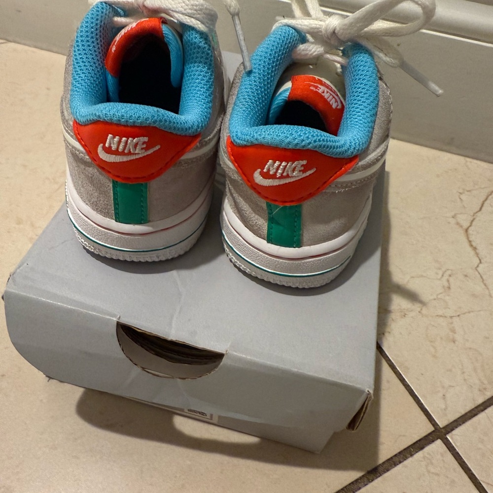 Nike force 1 - Picture 2 of 4